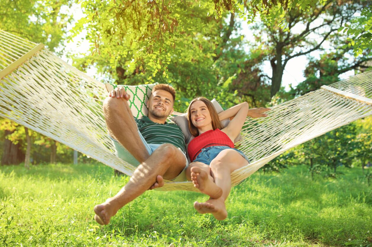 couple in hammock